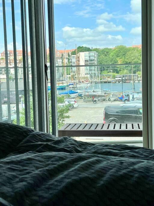 Bo Med Stil Og Udsigt Til Aarhus Lystbadehavn Apartment Ngoại thất bức ảnh