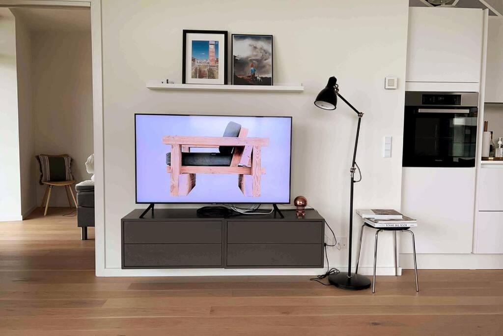 Bo Med Stil Og Udsigt Til Aarhus Lystbadehavn Apartment Ngoại thất bức ảnh
