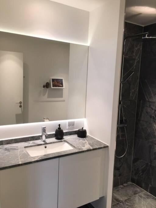 Bo Med Stil Og Udsigt Til Aarhus Lystbadehavn Apartment Ngoại thất bức ảnh
