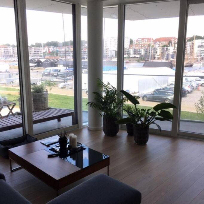 Bo Med Stil Og Udsigt Til Aarhus Lystbadehavn Apartment Ngoại thất bức ảnh