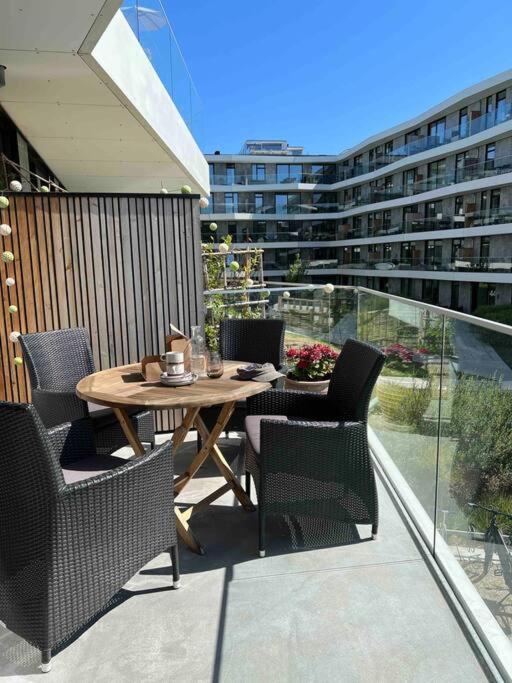 Bo Med Stil Og Udsigt Til Aarhus Lystbadehavn Apartment Ngoại thất bức ảnh